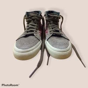 NWOT Van's Paisley High Top Sk8-His